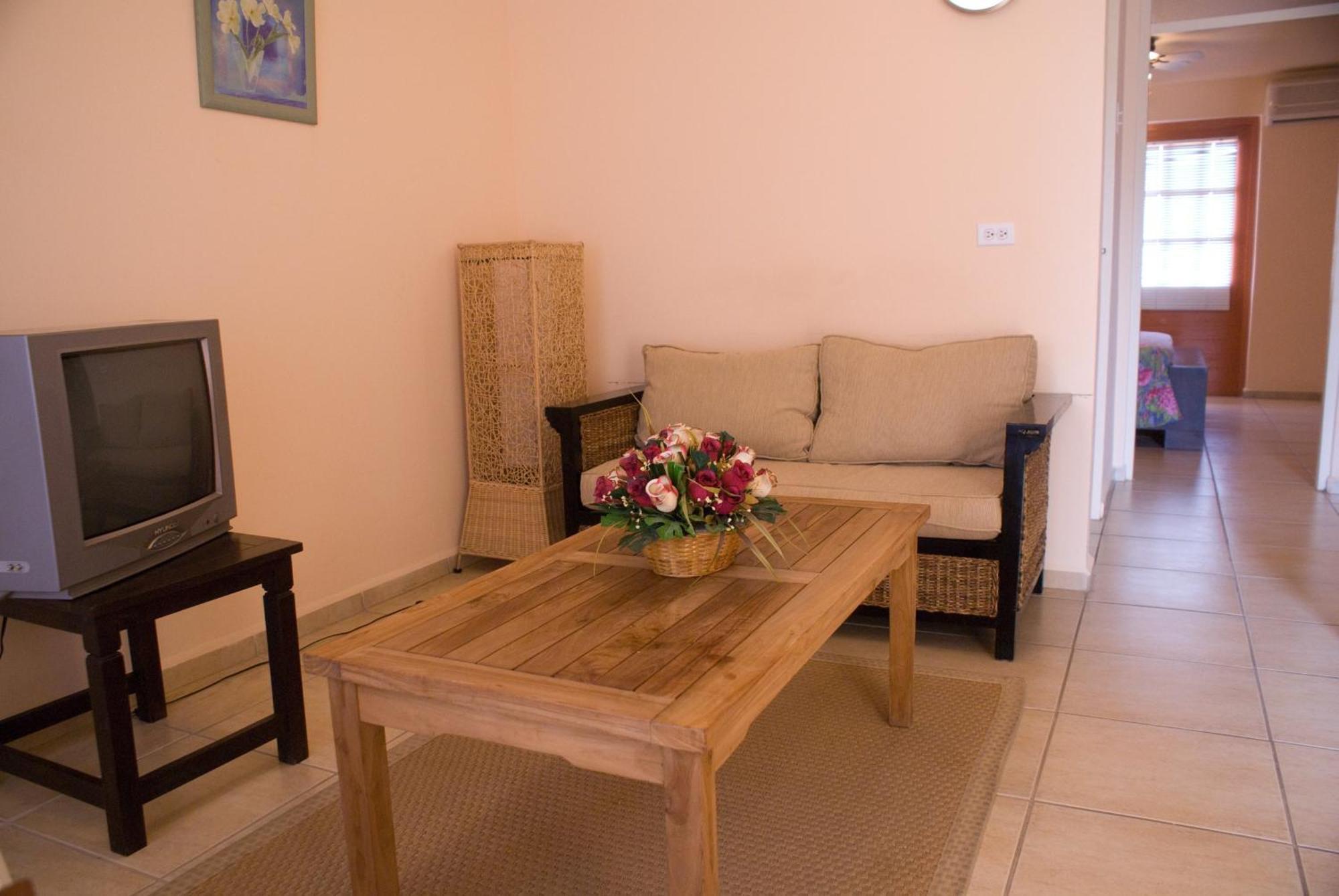 Camacuri Apartments Oranjestad Szoba fotó