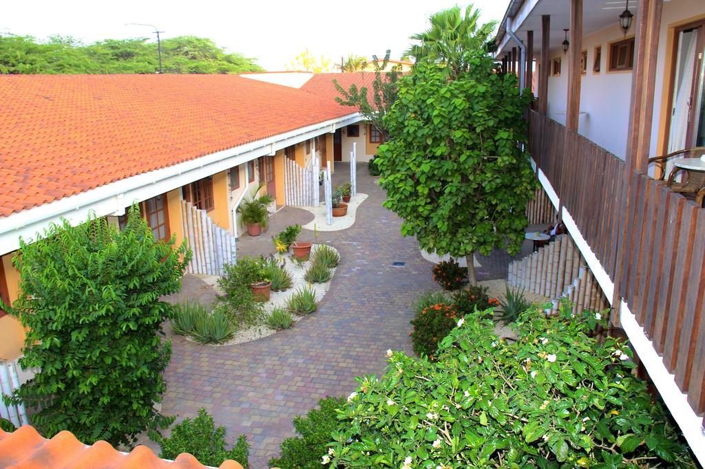 Camacuri Apartments Oranjestad Kültér fotó